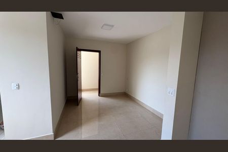 Casa à venda com 5 quartos, 380m² em Residencial Tres (Alphaville), Santana de Parnaíba