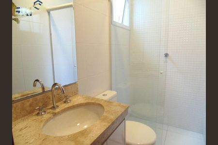 Casa à venda com 3 quartos, 80m² em Parque Vitoria, São Paulo