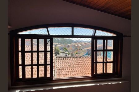 Casa à venda com 3 quartos, 260m² em Nova Petrópolis, São Bernardo do Campo