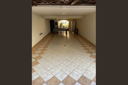 Casa à venda com 3 quartos, 260m² em Nova Petrópolis, São Bernardo do Campo