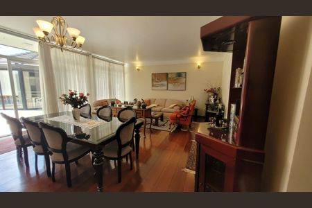 Casa à venda com 4 quartos, 404m² em Alphaville, Santana de Parnaíba
