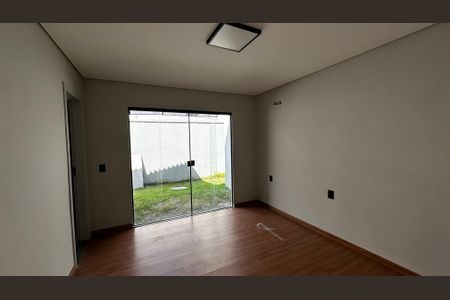 Casa de condomínio à venda com 188m², 3 quartos e 4 vagasSuíte 3