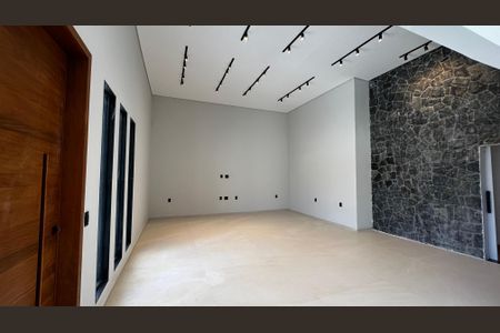 Sala de casa de condomínio à venda com 3 quartos, 188m² em Vargem Pequena, Rio de Janeiro