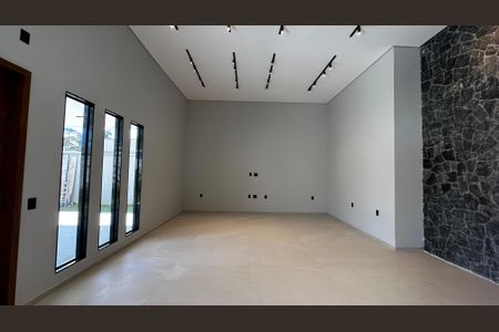 Casa de condomínio à venda com 188m², 3 quartos e 4 vagasSala