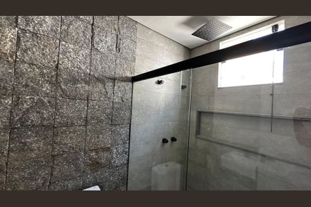 Casa de condomínio à venda com 188m², 3 quartos e 4 vagasBanheiro da Suíte 3