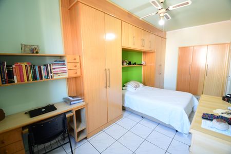 Apartamento à venda com 104m², 2 quartos e sem vagaQuarto 2