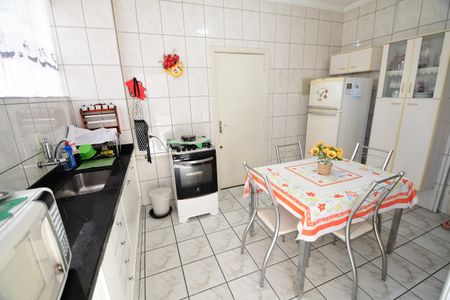Apartamento à venda com 104m², 2 quartos e sem vagaCozinha