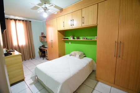 Apartamento à venda com 104m², 2 quartos e sem vagaQuarto 2