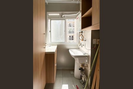 Apartamento para alugar com 72m², 3 quartos e 2 vagas Apartamento para alugar com 72m², 3 quartos e 2 vagasÁrea de Serviço