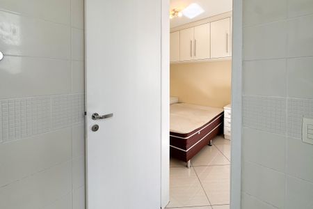 Apartamento para alugar com 72m², 3 quartos e 2 vagas Apartamento para alugar com 72m², 3 quartos e 2 vagasBanheiro da Suíte