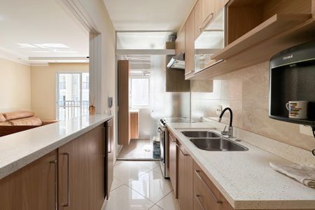 Apartamento para alugar com 72m², 3 quartos e 2 vagas Apartamento para alugar com 72m², 3 quartos e 2 vagasCozinha