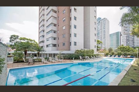 Apartamento à venda com 125m², 3 quartos e 2 vagasÁrea comum - Piscina