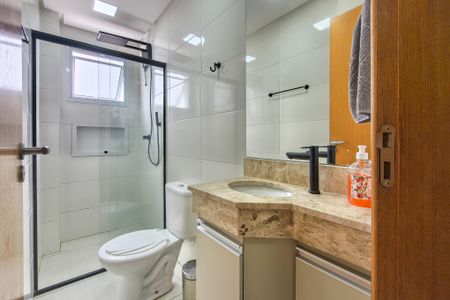 Apartamento para alugar com 62m², 2 quartos e 1 vaga Apartamento para alugar com 62m², 2 quartos e 1 vagaBanheiro