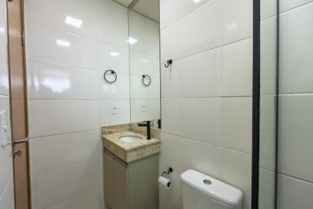 Apartamento para alugar com 62m², 2 quartos e 1 vaga Apartamento para alugar com 62m², 2 quartos e 1 vagaBanheiro da Suíte