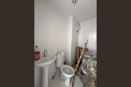 Apartamento para alugar com 43m², 2 quartos e sem vaga Apartamento para alugar com 43m², 2 quartos e sem vagaBanheiro