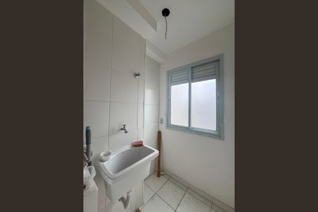Apartamento para alugar com 43m², 2 quartos e sem vaga Apartamento para alugar com 43m², 2 quartos e sem vagaÁrea de Serviço