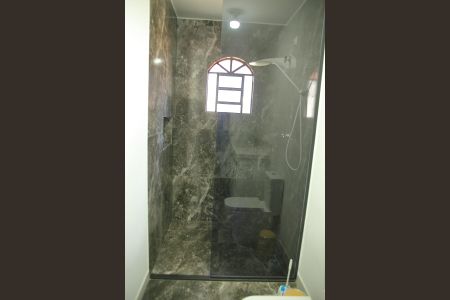 Casa para alugar com 170m², 3 quartos e 3 vagasBanheiro Social 