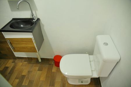 Casa para alugar com 170m², 3 quartos e 3 vagasBanheiro de Serviço 