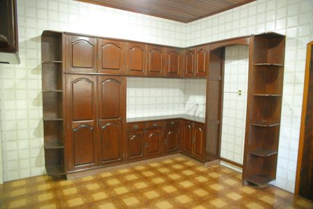 Casa para alugar com 170m², 3 quartos e 3 vagasCozinha 