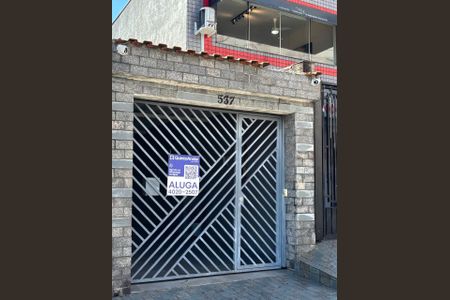 Casa para alugar com 170m², 3 quartos e 3 vagasFachada 