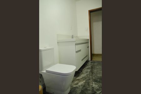 Casa para alugar com 170m², 3 quartos e 3 vagasBanheiro Social 