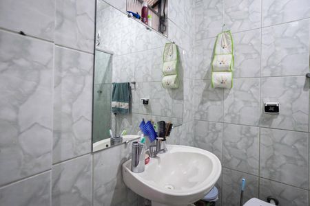 Casa para alugar com 360m², 3 quartos e 4 vagas Casa para alugar com 360m², 3 quartos e 4 vagasBanheiro social