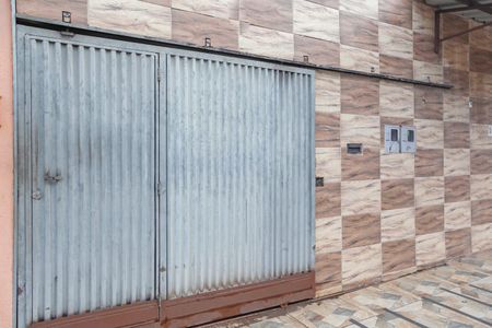 Casa para alugar com 360m², 3 quartos e 4 vagas Casa para alugar com 360m², 3 quartos e 4 vagasFachada