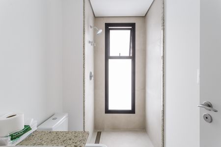 Apartamento à venda com 201m², 4 quartos e 3 vagasBanheiro da Suíte 1