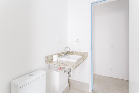 Apartamento à venda com 201m², 4 quartos e 3 vagasBanheiro da Suíte 2