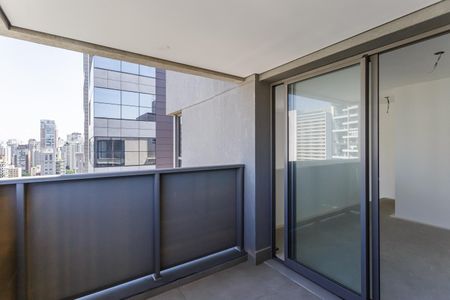 Apartamento à venda com 61m², 1 quarto e 1 vaga Apartamento à venda com 61m², 1 quarto e 1 vagaVaranda