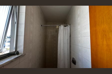 Apartamento à venda com 250m², 4 quartos e 2 vagas Apartamento à venda com 250m², 4 quartos e 2 vagasBanheiro de serviço