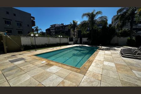 Apartamento à venda com 250m², 4 quartos e 2 vagas Apartamento à venda com 250m², 4 quartos e 2 vagasÁrea comum