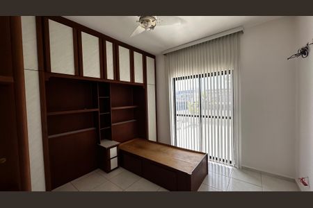 Apartamento à venda com 250m², 4 quartos e 2 vagas Apartamento à venda com 250m², 4 quartos e 2 vagasQuarto 4