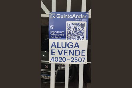 Casa à venda com 210m², 3 quartos e 2 vagas Casa à venda com 210m², 3 quartos e 2 vagasPlaca Instalada