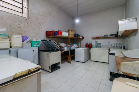 Casa à venda com 210m², 3 quartos e 2 vagas Casa à venda com 210m², 3 quartos e 2 vagasEdícula