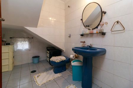 Lavabo de casa à venda com 3 quartos, 210m² em Jardim Iracema, São Paulo