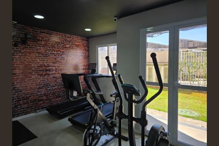 Apartamento à venda com 42m², 2 quartos e 1 vaga Apartamento à venda com 42m², 2 quartos e 1 vagaÁrea comum - Academia