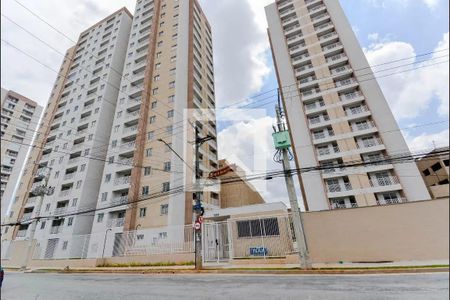 Apartamento à venda com 42m², 2 quartos e 1 vaga Apartamento à venda com 42m², 2 quartos e 1 vagaFachada