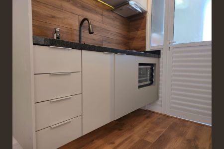 Apartamento à venda com 42m², 2 quartos e 1 vaga Apartamento à venda com 42m², 2 quartos e 1 vagaCozinha