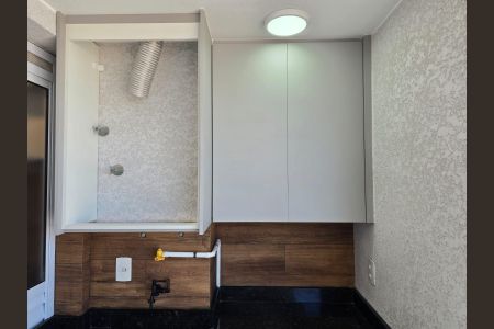 Apartamento à venda com 42m², 2 quartos e 1 vaga Apartamento à venda com 42m², 2 quartos e 1 vagaÁrea de Serviço