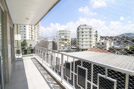 Apartamento à venda com 93m², 3 quartos e 1 vagaVaranda