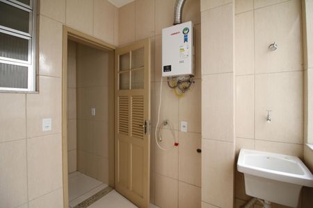 Apartamento à venda com 93m², 3 quartos e 1 vagaÁrea de Serviço