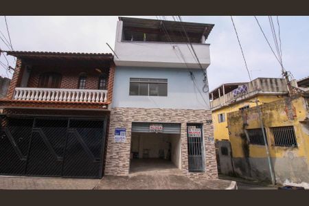 Casa à venda com 100m², 7 quartos e 1 vagaFachada