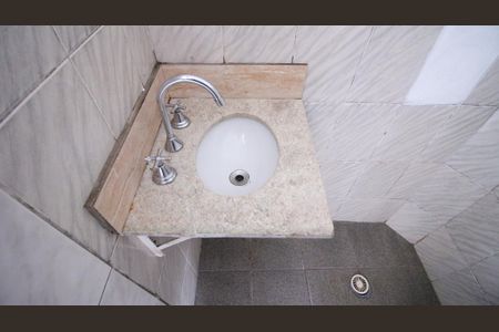 Banheiro Kitnet 1 de casa à venda com 7 quartos, 100m² em Jardim Colorado, São Paulo
