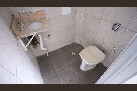 Banheiro Kitnet 1 de casa à venda com 7 quartos, 100m² em Jardim Colorado, São Paulo