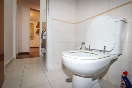 Apartamento para alugar com 101m², 3 quartos e 2 vagas Apartamento para alugar com 101m², 3 quartos e 2 vagasBanheiro social