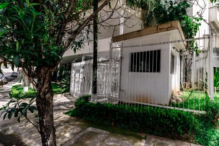 Apartamento para alugar com 101m², 3 quartos e 2 vagasFachada e portaria