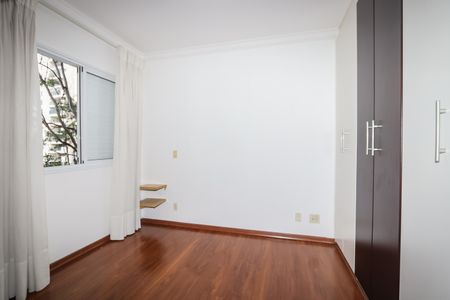 Apartamento para alugar com 101m², 3 quartos e 2 vagas Apartamento para alugar com 101m², 3 quartos e 2 vagasSuite