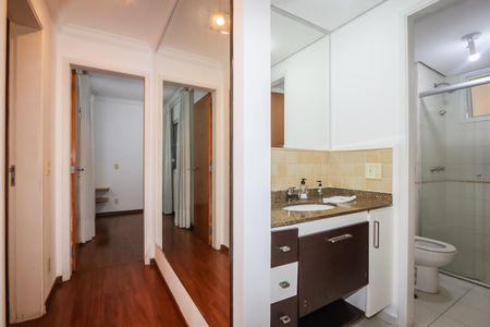 Apartamento para alugar com 101m², 3 quartos e 2 vagas Apartamento para alugar com 101m², 3 quartos e 2 vagasCorredor