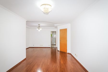Apartamento para alugar com 101m², 3 quartos e 2 vagas Apartamento para alugar com 101m², 3 quartos e 2 vagasSala